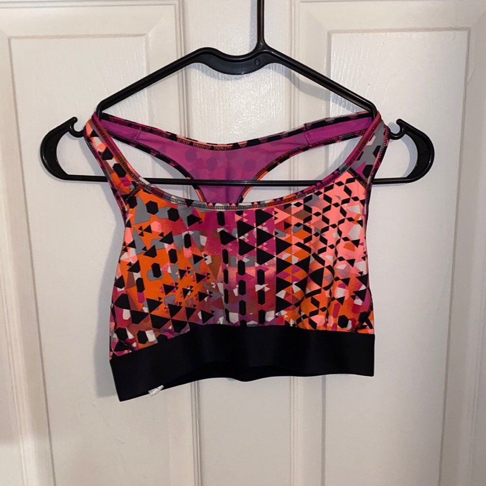 Sports bra